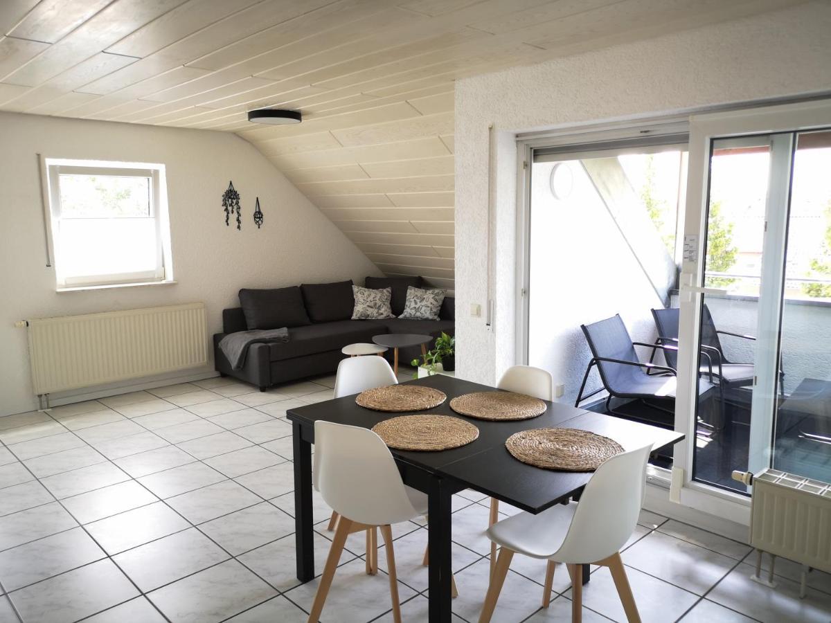 Familienfreundliche Ferienwohnung Mit Wohlfuehlbalkon Und Kostenlosem Parkplatz Nahe Messe Und Bodensee Meckenbeuren Kültér fotó